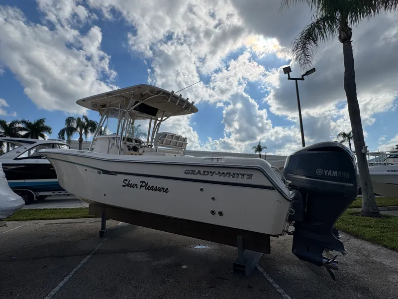 Slide: The Image of Grady-White 283 CANYON 2012 - 3