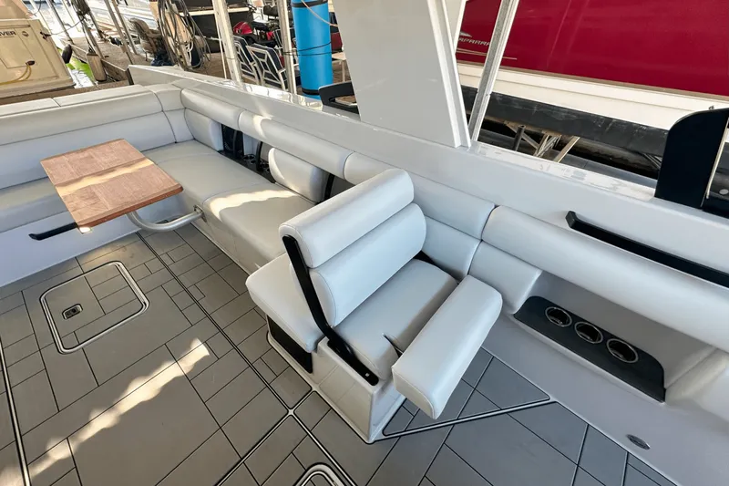 Slide: The Image of Aviara AV36 2022 - 15