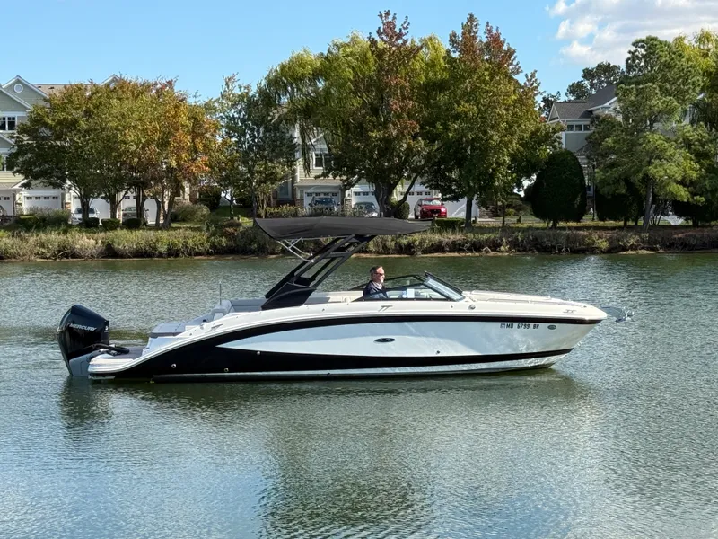 Slide: The Image of Sea Ray SDX 270 Outboard 2022 - 2