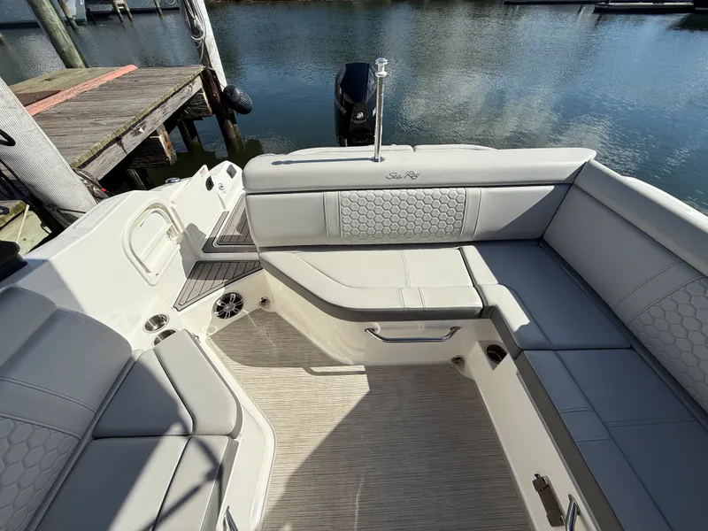 Slide: The Image of Sea Ray SDX 270 Outboard 2022 - 23