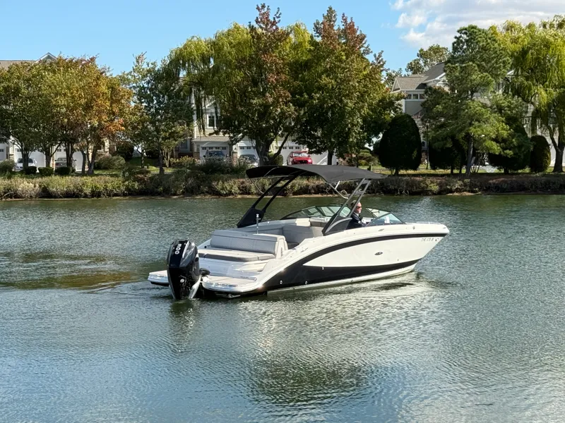 Slide: The Image of Sea Ray SDX 270 Outboard 2022 - 6