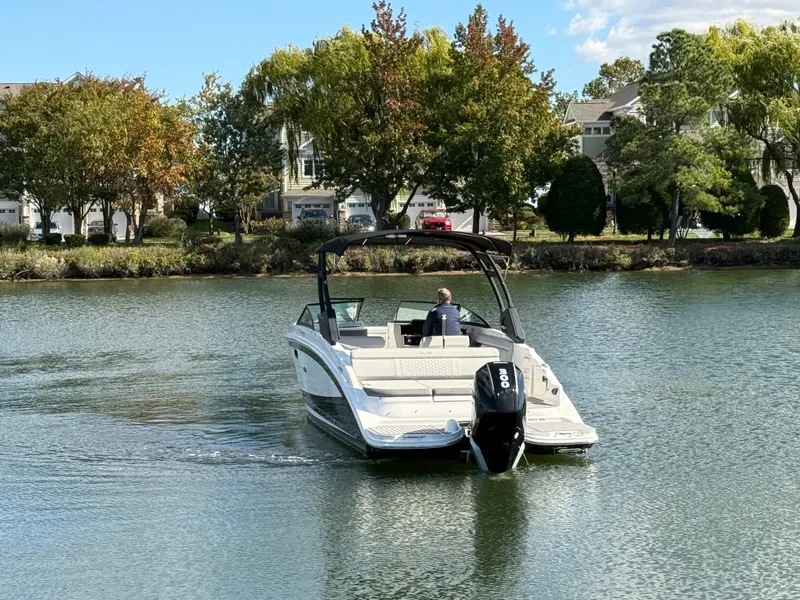 Slide: The Image of Sea Ray SDX 270 Outboard 2022 - 8