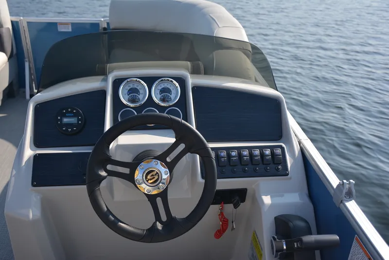 Slide: The Image of Sylvan MIRAGE 822 2026 - 3