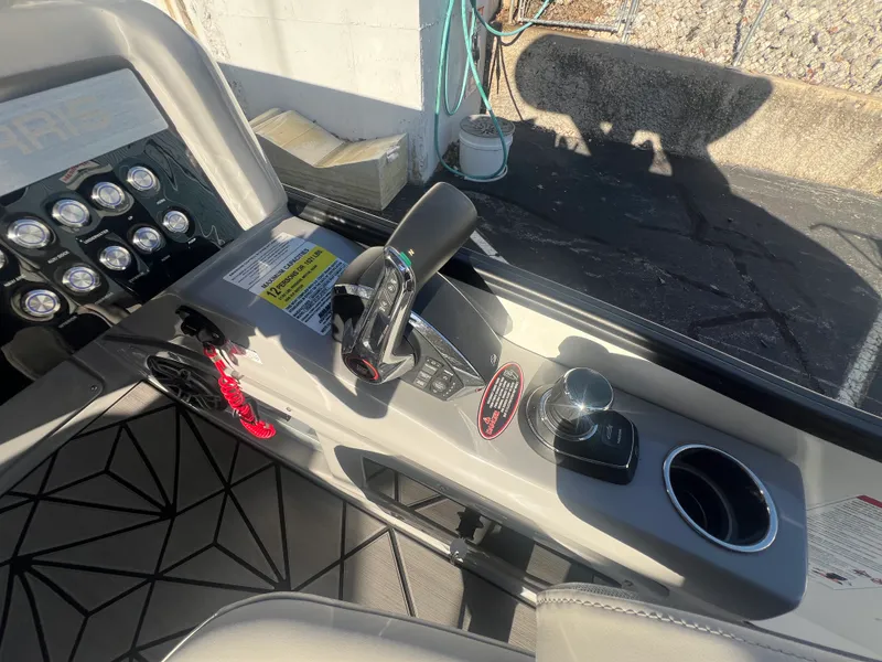 Slide: The Image of Harris 270 GM 2025 - 4