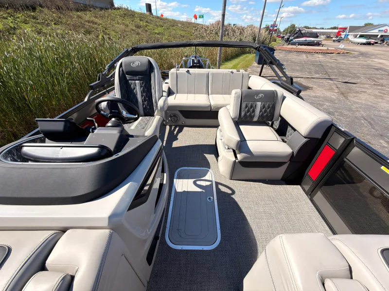Slide: The Image of Barletta Lusso 25 U 2026 - 36