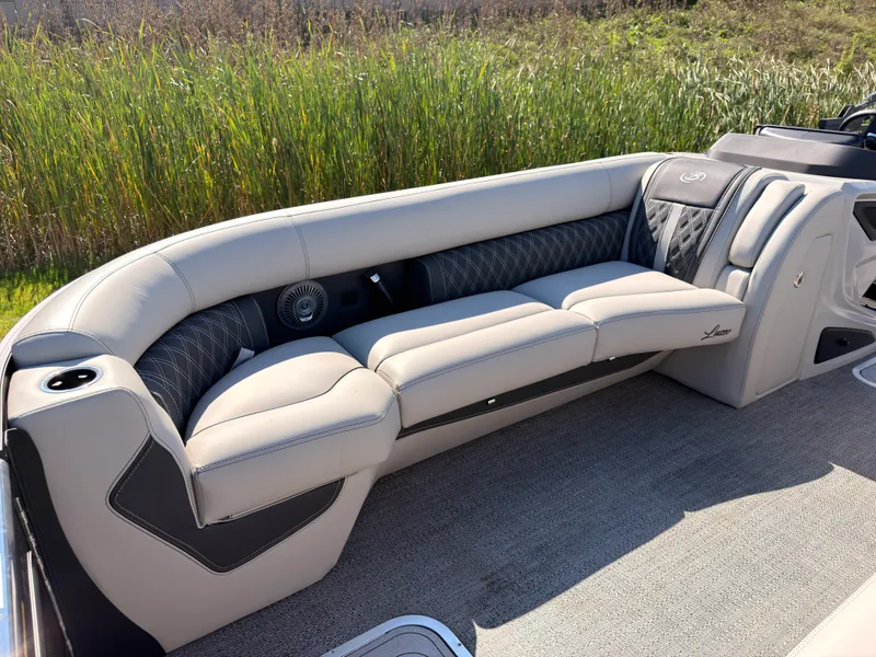 Slide: The Image of Barletta Lusso 25 U 2026 - 10