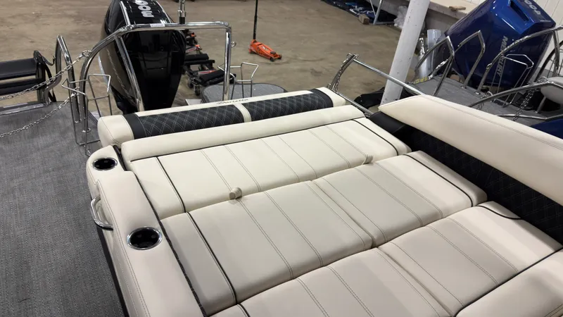 Slide: The Image of Barletta Lusso 25 U 2026 - 28