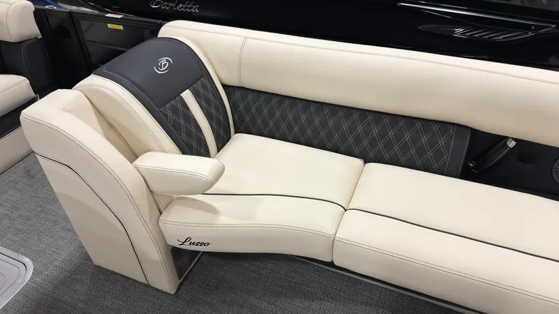 Slide: The Image of Barletta Lusso 25 U 2026 - 3