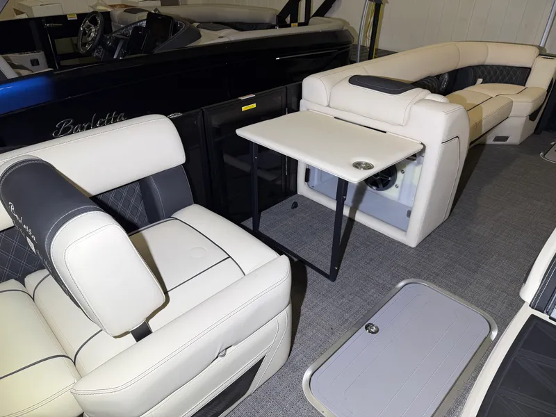 Slide: The Image of Barletta Lusso 25 U 2026 - 29