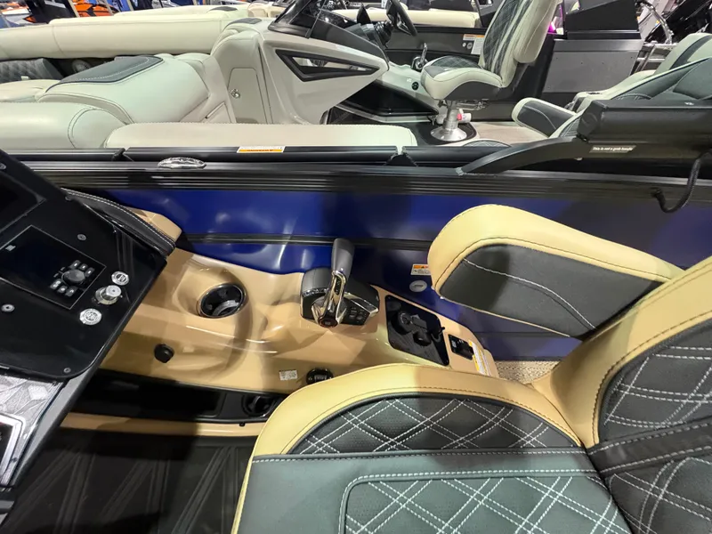 Slide: The Image of Barletta Lusso 23 U 2026 - 12