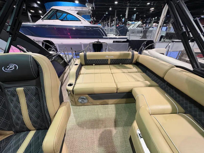 Slide: The Image of Barletta Lusso 23 U 2026 - 13