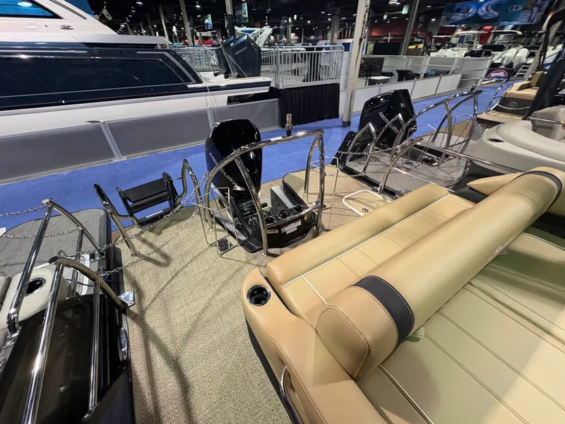 Slide: The Image of Barletta Lusso 23 U 2026 - 15