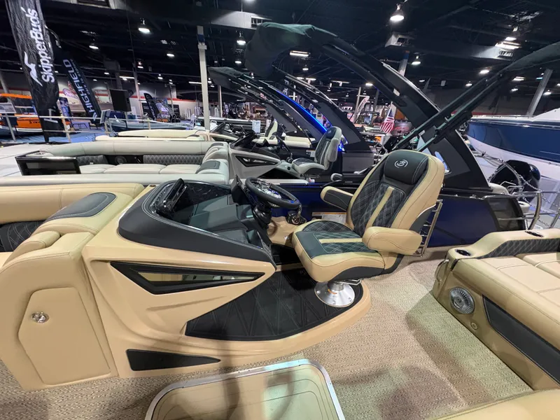 Slide: The Image of Barletta Lusso 23 U 2026 - 6