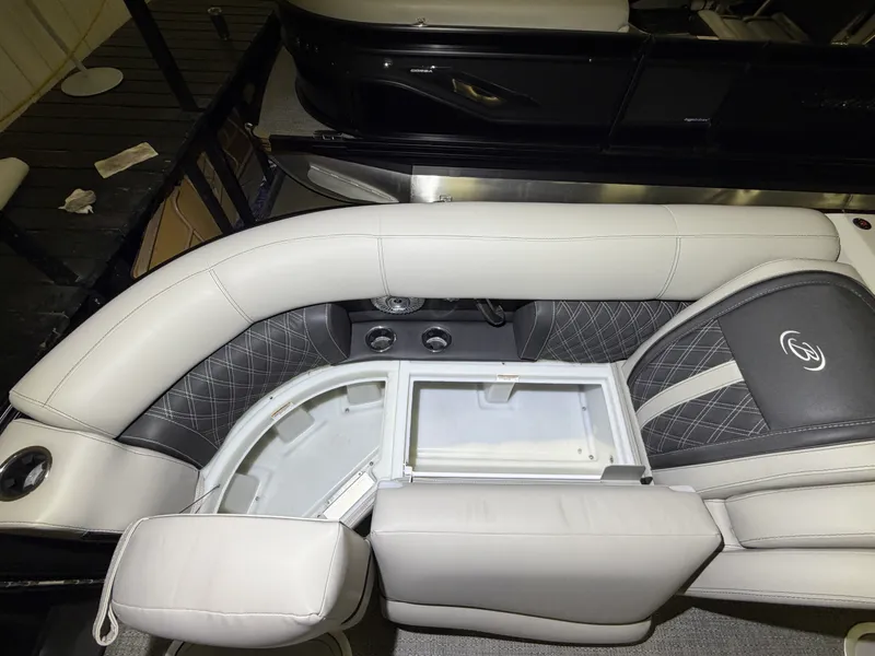 Slide: The Image of Barletta Lusso 23 QCSS 2026 - 10