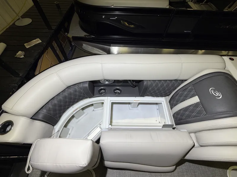 Slide: The Image of Barletta Lusso 23 QCSS 2026 - 9