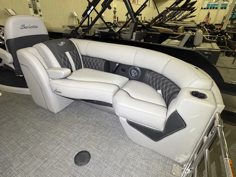 Slide: The Image of Barletta Lusso 23 QCSS 2026 - 33