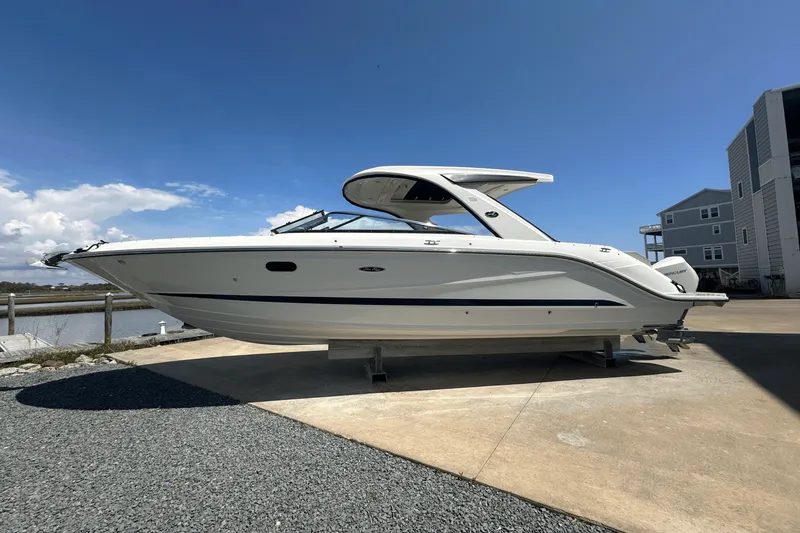 Slide: The Image of Sea Ray 310 SLX OUTBOARD 2022 - 34