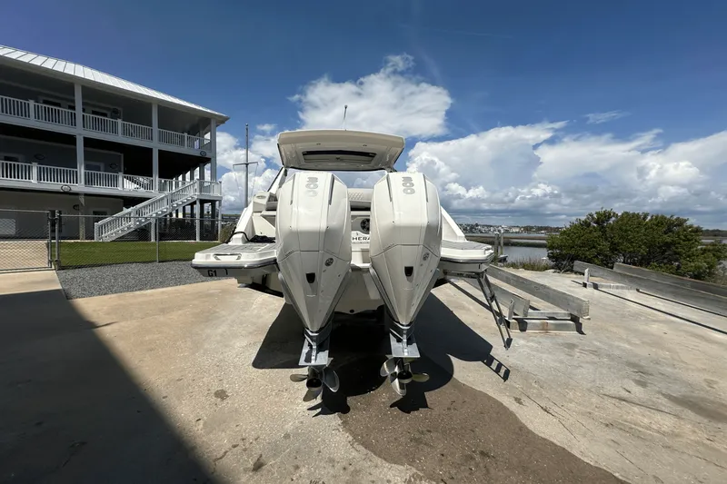 Slide: The Image of Sea Ray 310 SLX OUTBOARD 2022 - 37