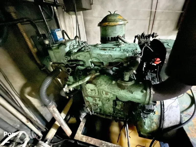 Slide: The Image of Generator - 13504544