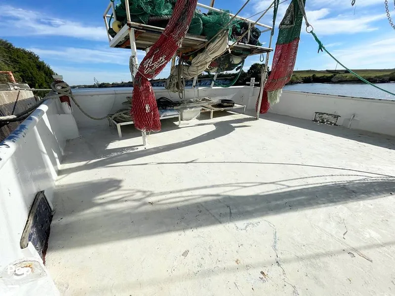 Slide: The Image of Working Deck - 13504416