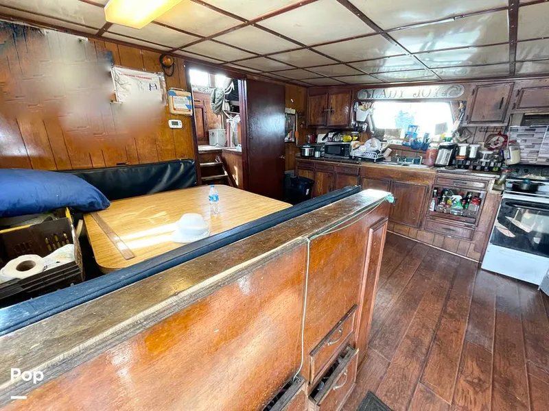 Slide: The Image of Galley - 13504440