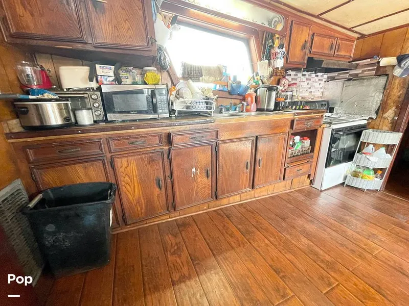 Slide: The Image of Commercial Shrimp 82 IQF 1986 - 13504445