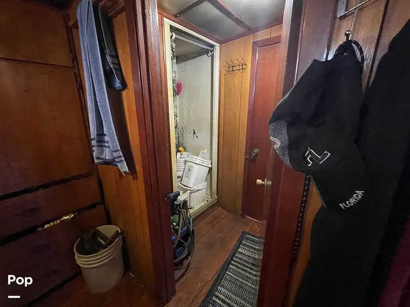 Slide: The Image of Shower - 13504459