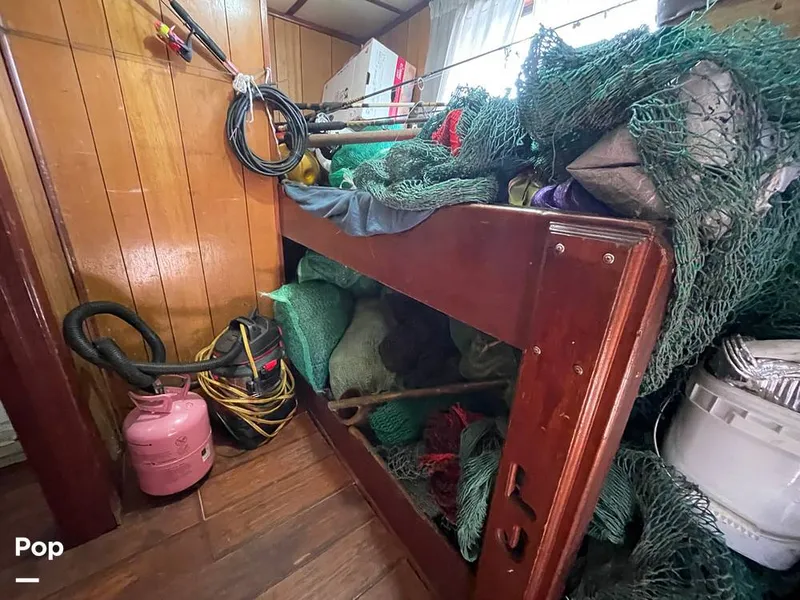 Slide: The Image of Bunkroom - 13504465