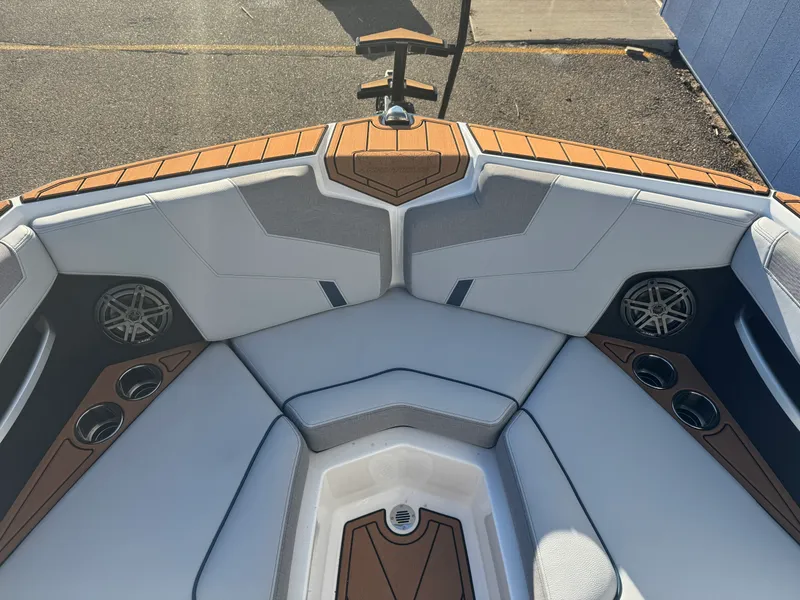Slide: The Image of Nautique GS20SUPER AIR 2026 - 36
