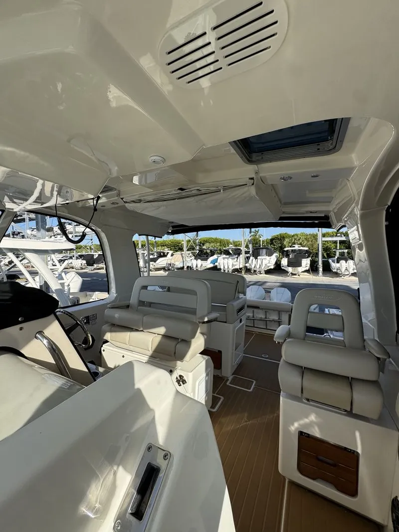 Slide: The Image of Boston Whaler 380 REALM 2022 - 8