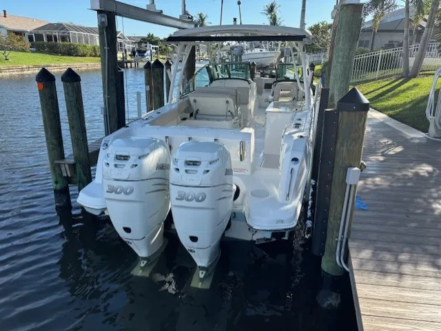 Slide: The Image of Boston Whaler 270 VANTAGE 2016 - 34