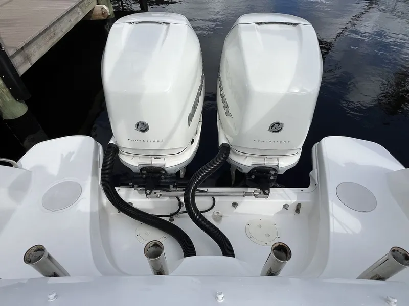 Slide: The Image of Boston Whaler 270 VANTAGE 2016 - 8