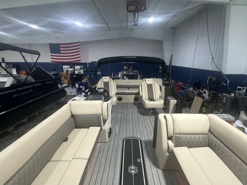 Slide: The Image of Harris Cruiser 250 2026 - 35