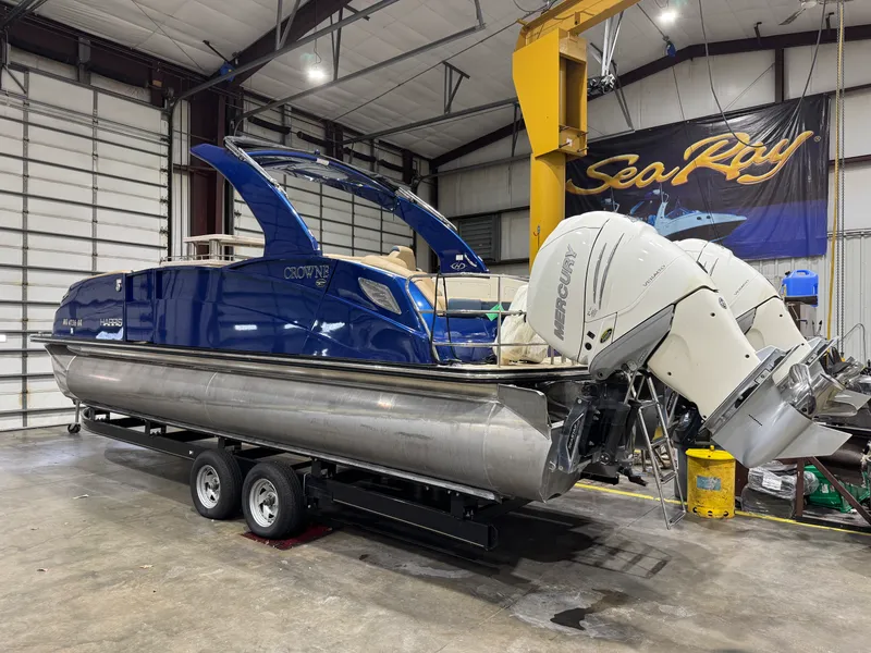 Slide: The Image of Harris Crowne SL 250 2019 - 4