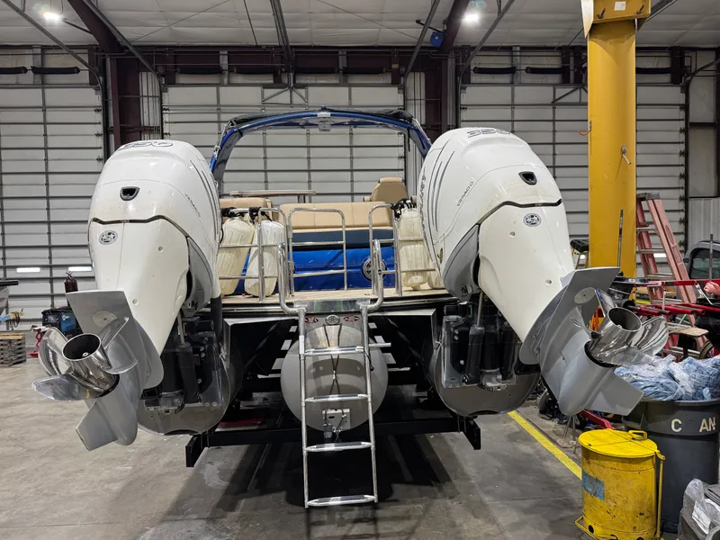 Slide: The Image of Harris Crowne SL 250 2019 - 5