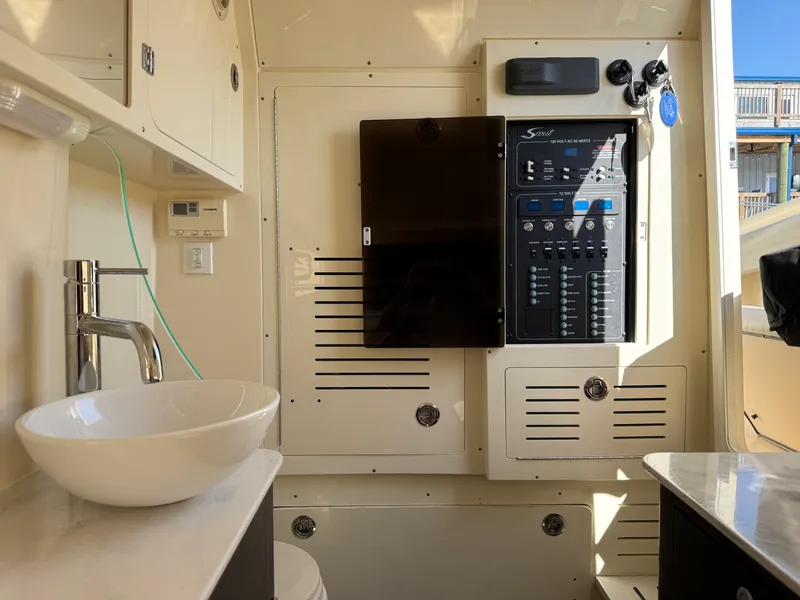 Slide: The Image of Scout 355 LXF CC 2019 - 47