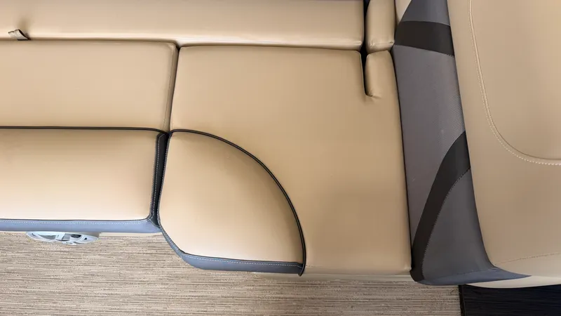 Slide: The Image of Sylvan Mirage X3 DLZ DH Bar 2026 - 48