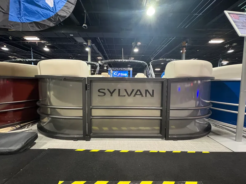 The Image of Sylvan Mirage 8520 LZ 2026 - 0