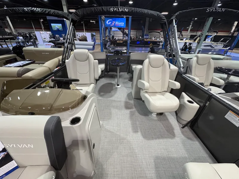 Slide: The Image of Sylvan Mirage 8520 LZ 2026 - 3