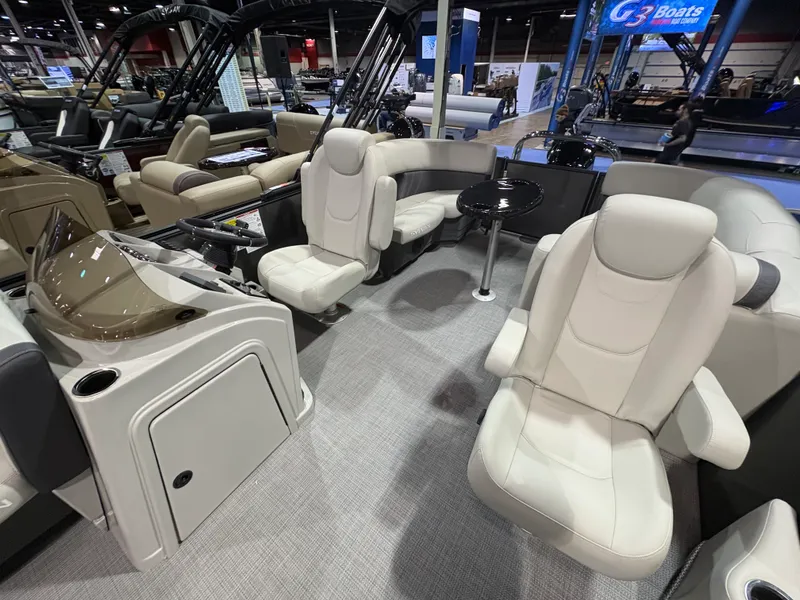 Slide: The Image of Sylvan Mirage 8520 LZ 2026 - 4