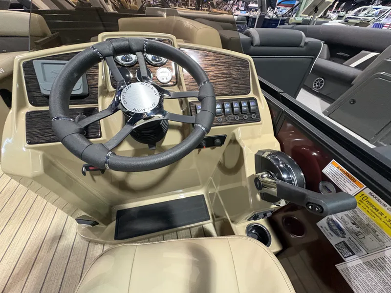 Slide: The Image of Sylvan Mirage 8522 CLZ 2026 - 5