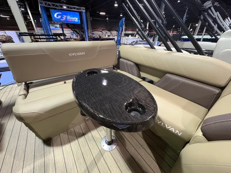 Slide: The Image of Sylvan Mirage 8522 CLZ 2026 - 6