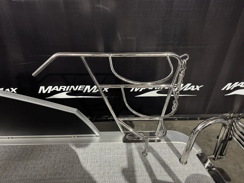 Slide: The Image of Harris Cruiser 190 2026 - 7