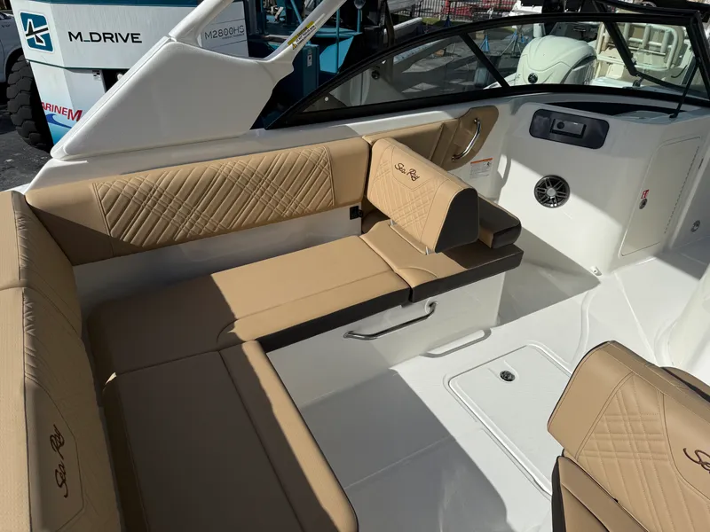 Slide: The Image of Sea Ray SDX 230 Outboard 2026 - 7