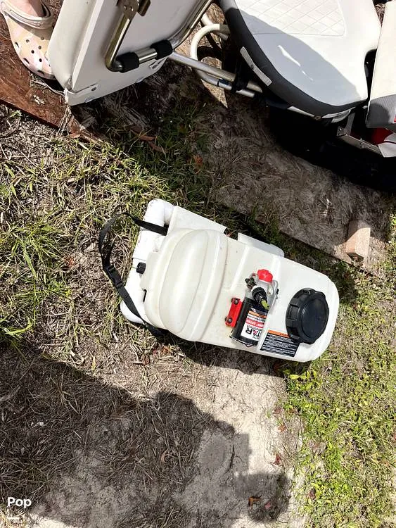 Slide: The Image of Tracker 550TF 2016 - 13635434