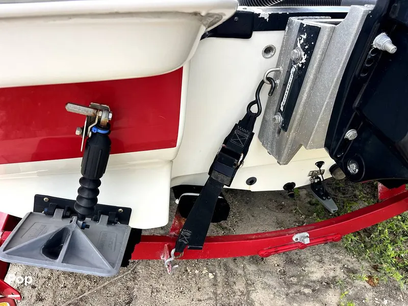 Slide: The Image of Tracker 550TF 2016 - 13635438