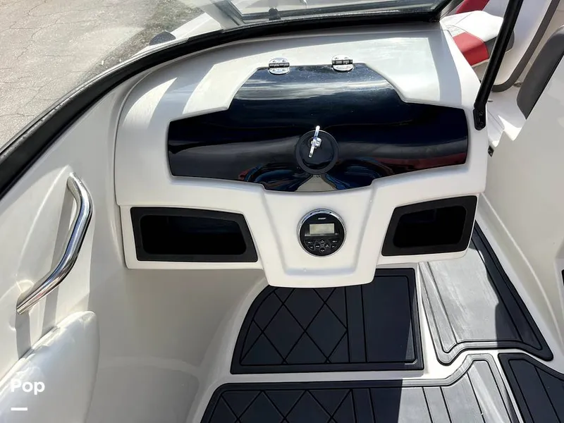 Slide: The Image of Tracker 550TF 2016 - 13635695