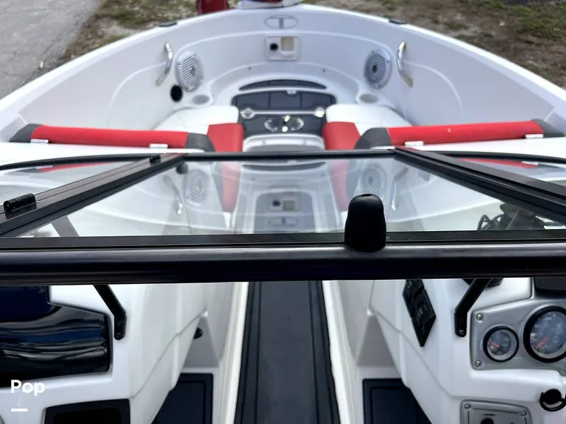 Slide: The Image of Tracker 550TF 2016 - 13635720