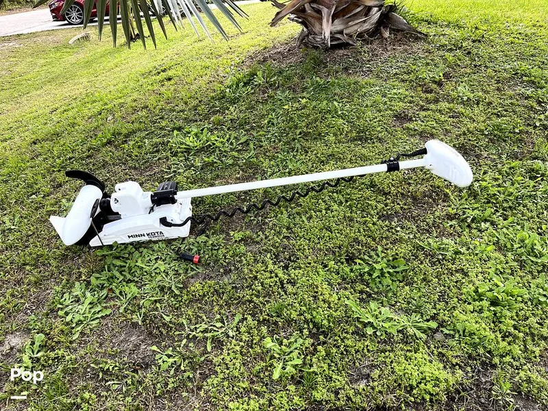 Slide: The Image of Tracker 550TF 2016 - 13635736