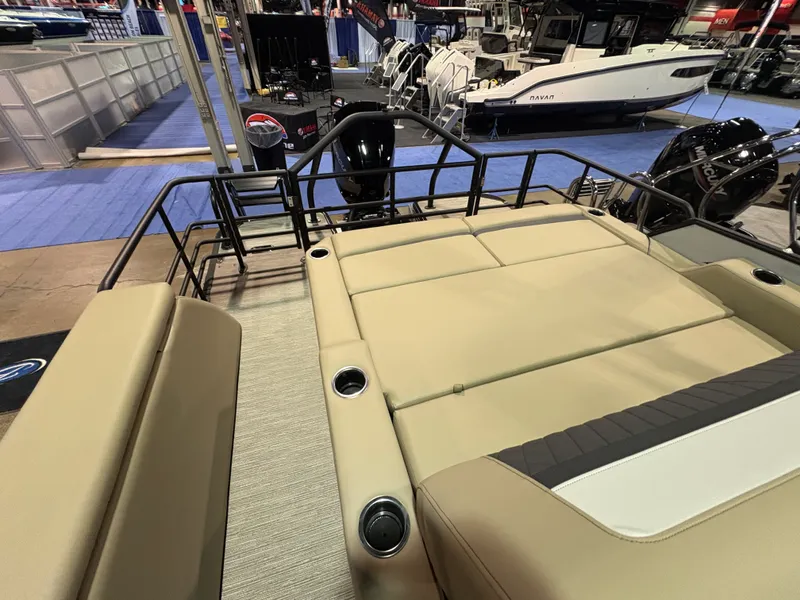 Slide: The Image of Starcraft SLS 3 Q DH 2026 - 12